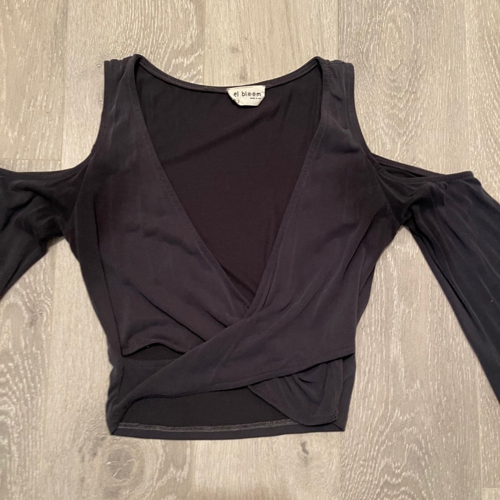 Cross front cold shoulder top
